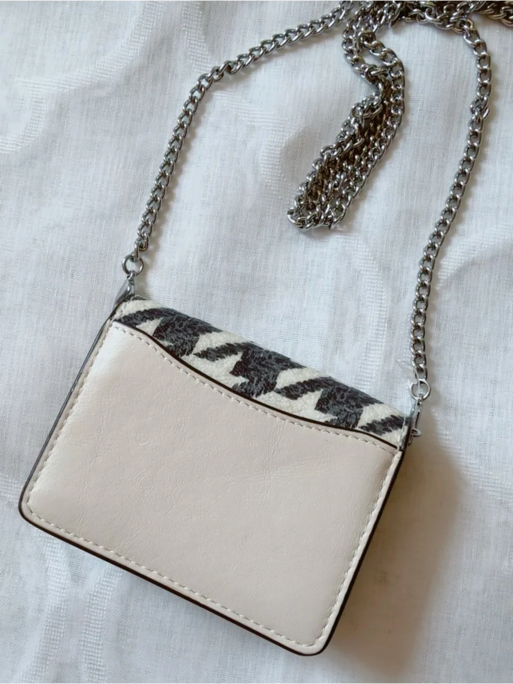 COACH Mini Wallet On A Chain CJ679 Houndstooth Print Brand New